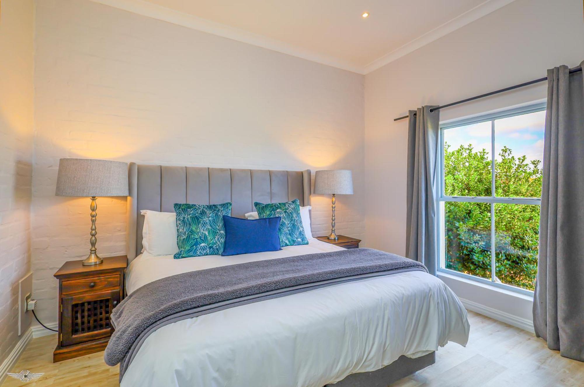 Flensborg Studios & Penthouse - Langebaan Golf Estate Exterior photo