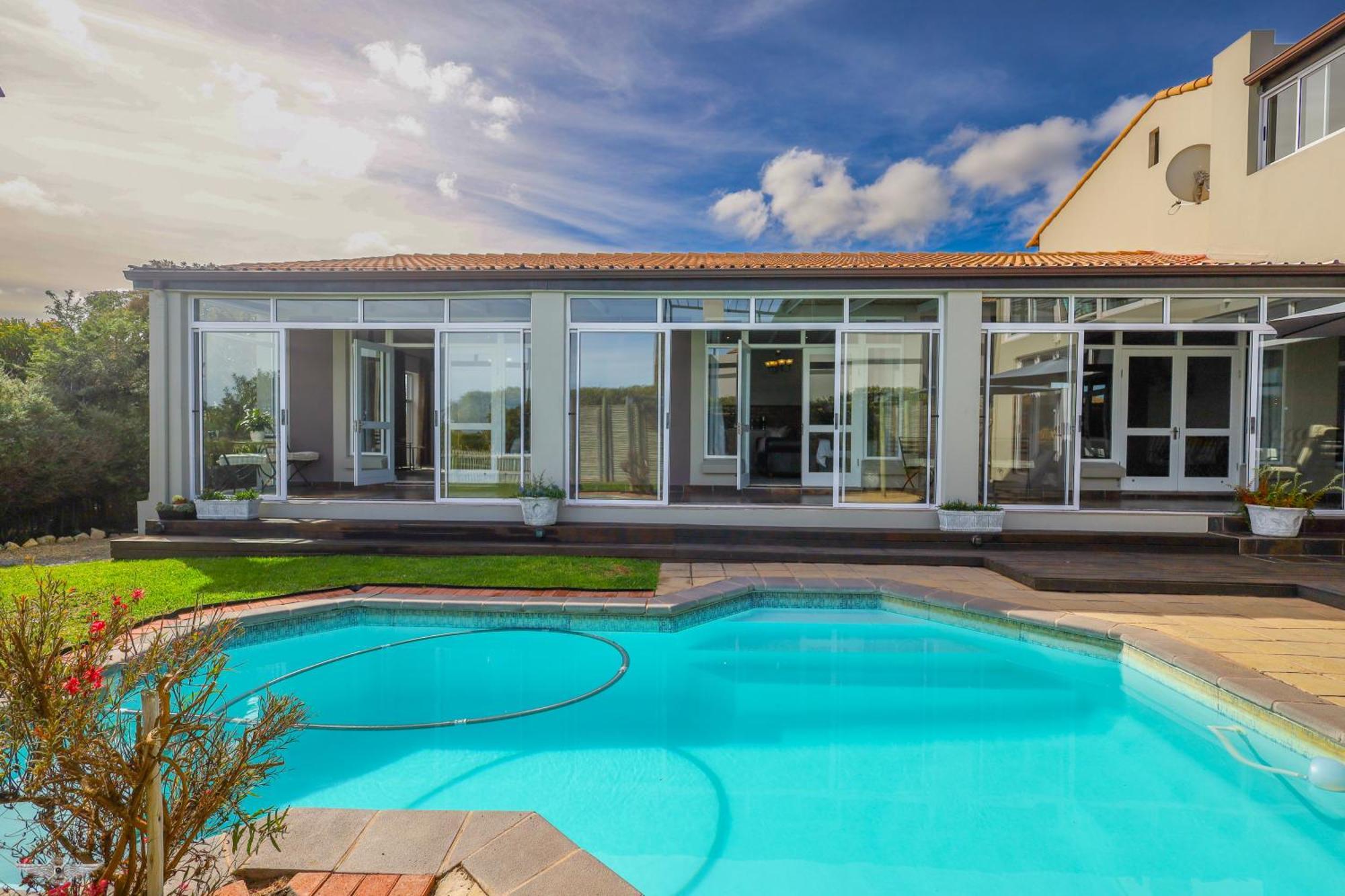 Flensborg Studios & Penthouse - Langebaan Golf Estate Exterior photo